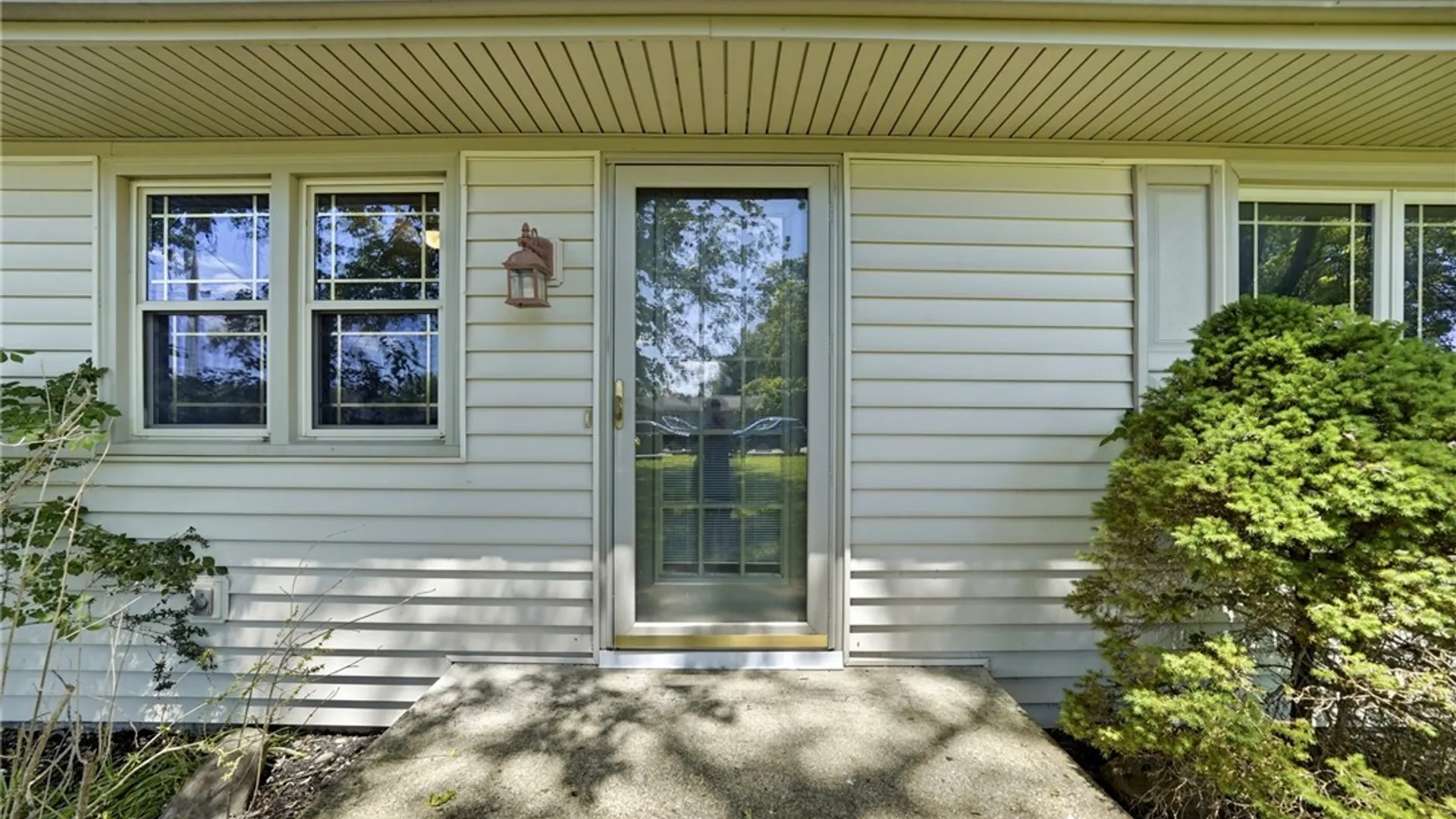 Property at 517 Meadow Lane, Sheldon, NY 14145 4