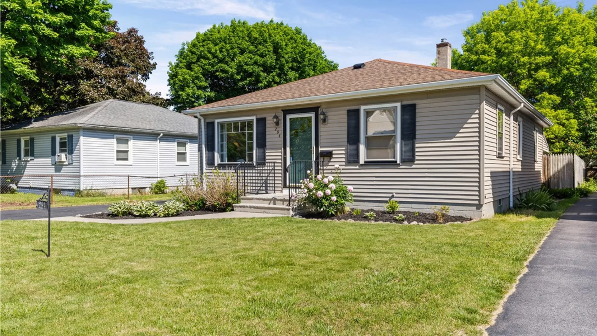 Property at 294 Hurstbourne Rd, Irondequoit, NY 14609 3