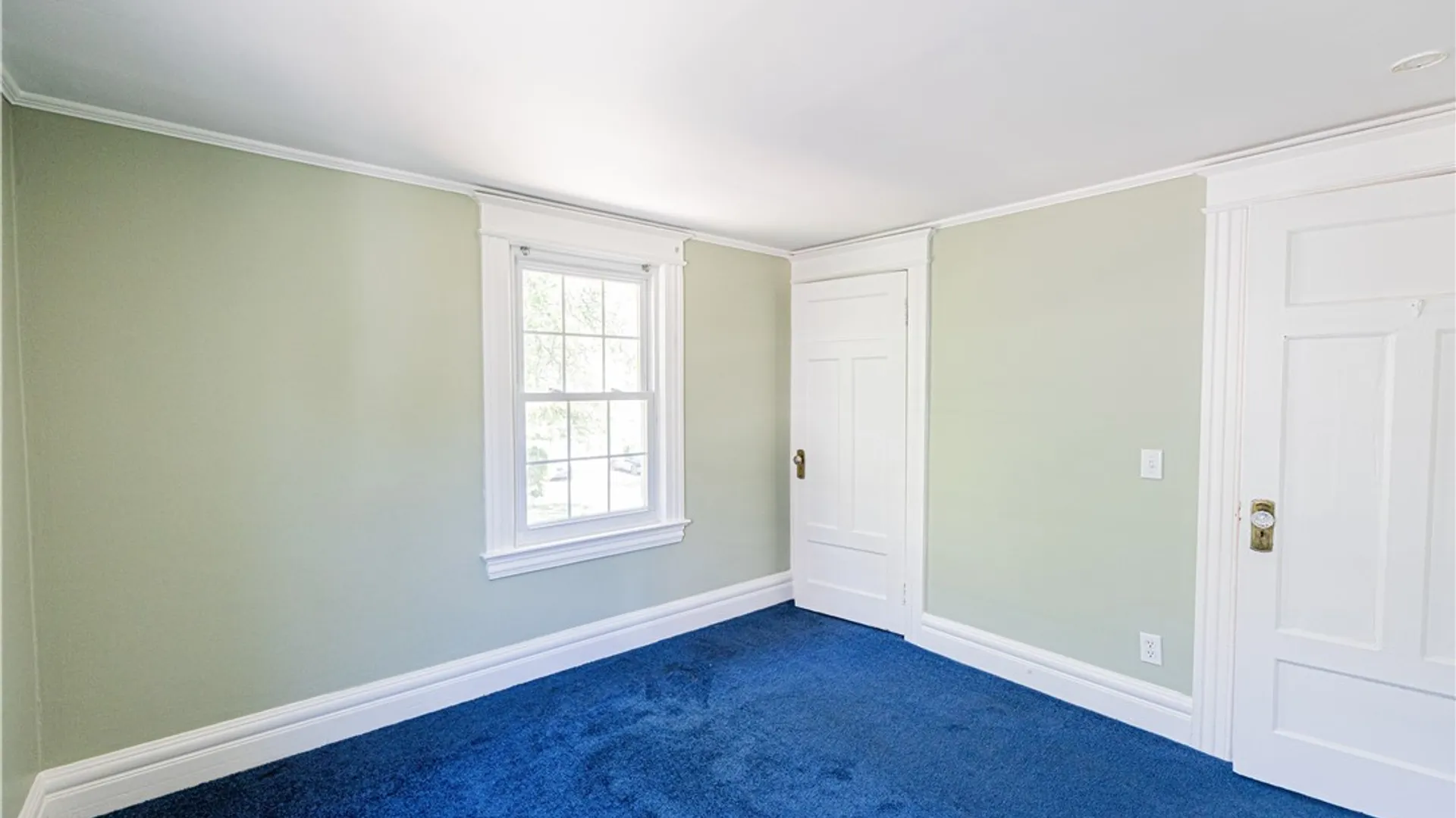 Property at 1269 Park Avenue, Rochester, NY 14610 16