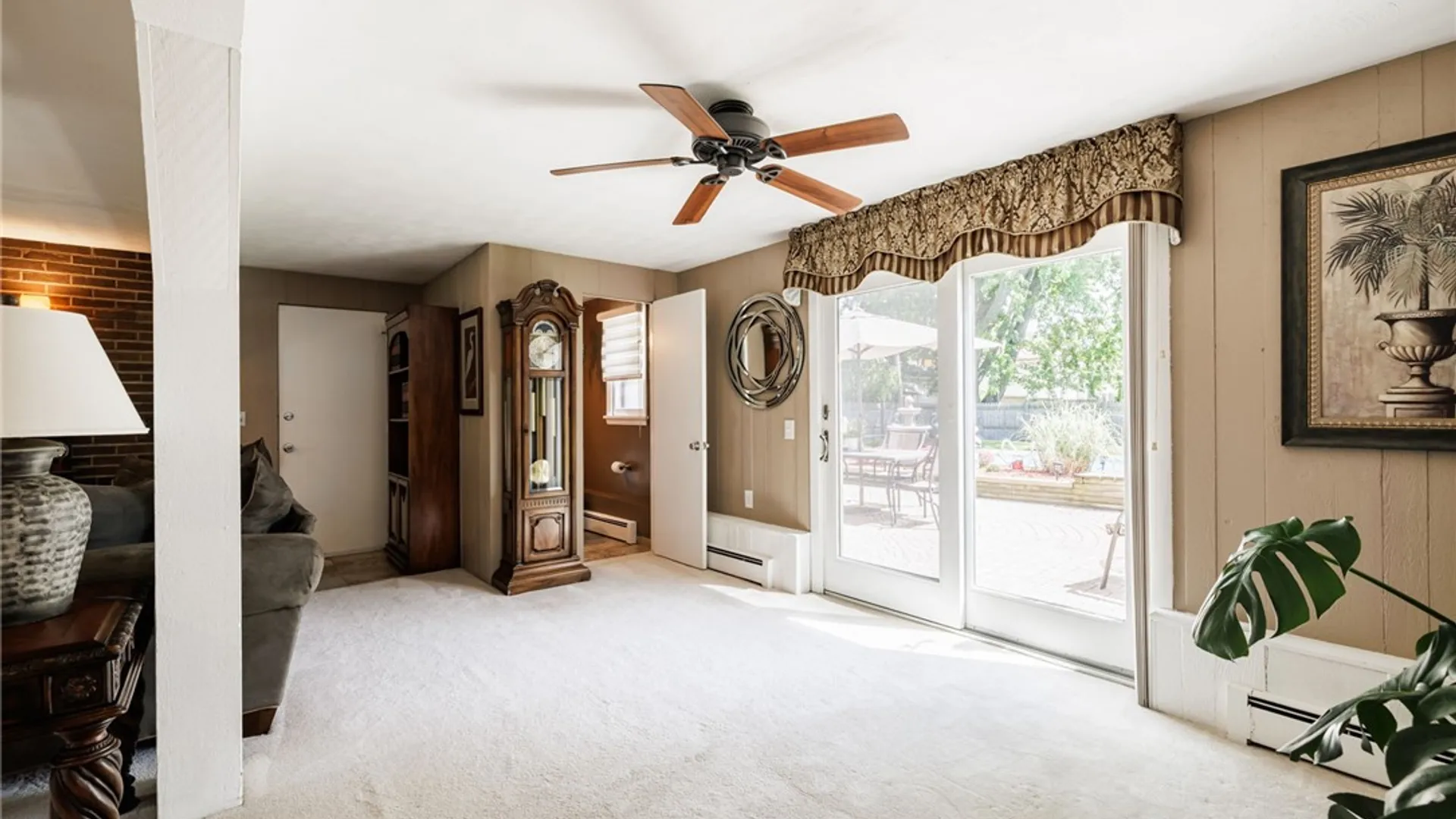 Property at 53 Echo St, Irondequoit, NY 14609 9
