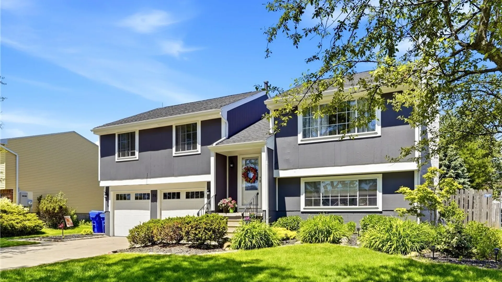 Property at 20 Tanglewood Drive, West Seneca, NY 14224 2