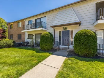 Property at 29 Great Wood Court, Perinton, NY 14450