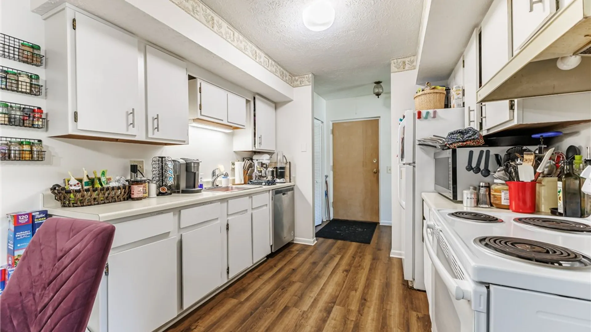 Property at 29 Great Wood Court, Perinton, NY 14450 4