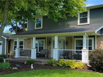 7053 Old English Road, Lockport Town, NY 14094