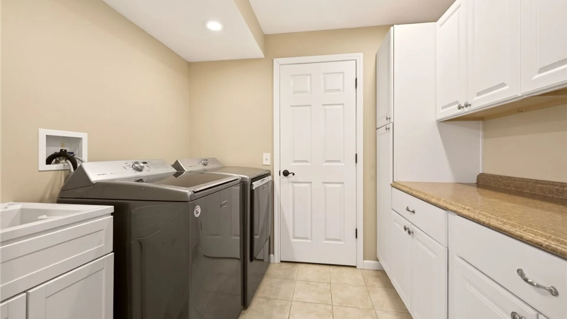 Property at 6929 Proximity Lane, Victor, NY 14564 34
