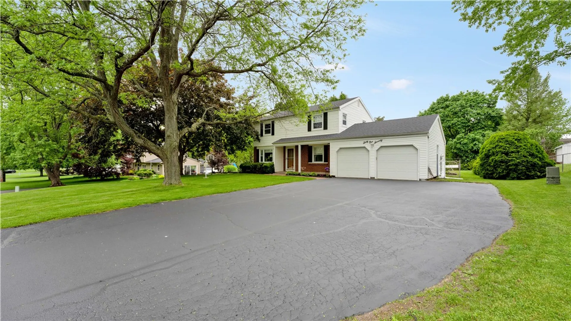Property at 6170 Deerfield Drive, Farmington, NY 14425 2