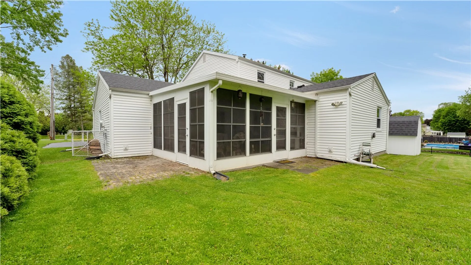 Property at 6170 Deerfield Drive, Farmington, NY 14425 30