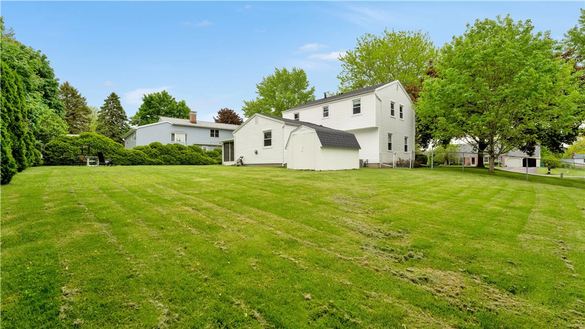 Property at 6170 Deerfield Drive, Farmington, NY 14425 33
