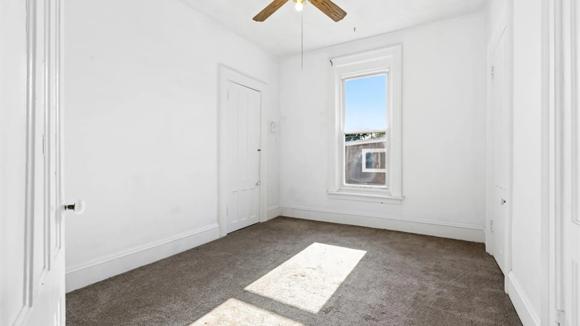 Property at 27 Elizabeth Street, Auburn, NY 13021 31