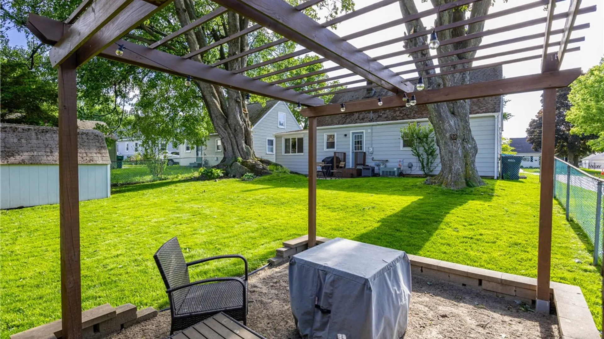 Property at 118 Duxbury Road, Greece, NY 14626 35