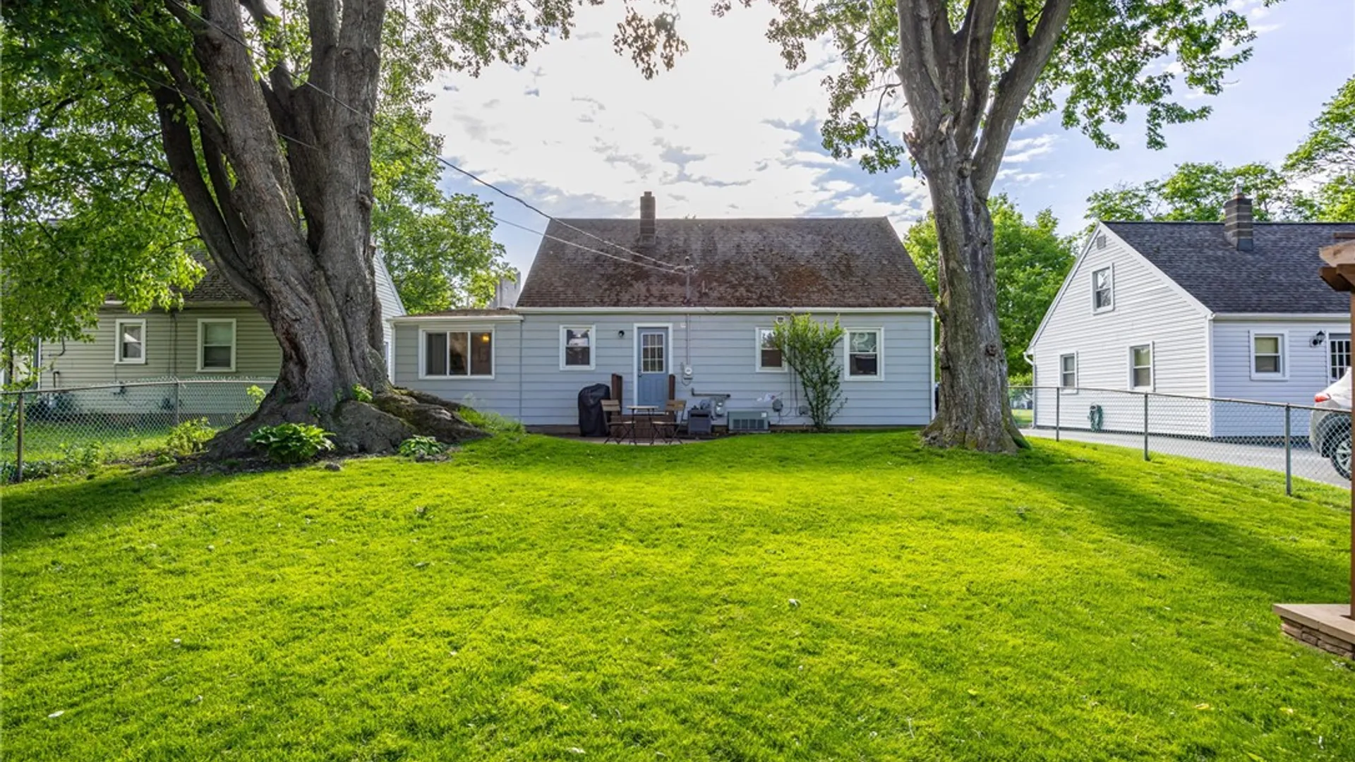 Property at 118 Duxbury Road, Greece, NY 14626 37