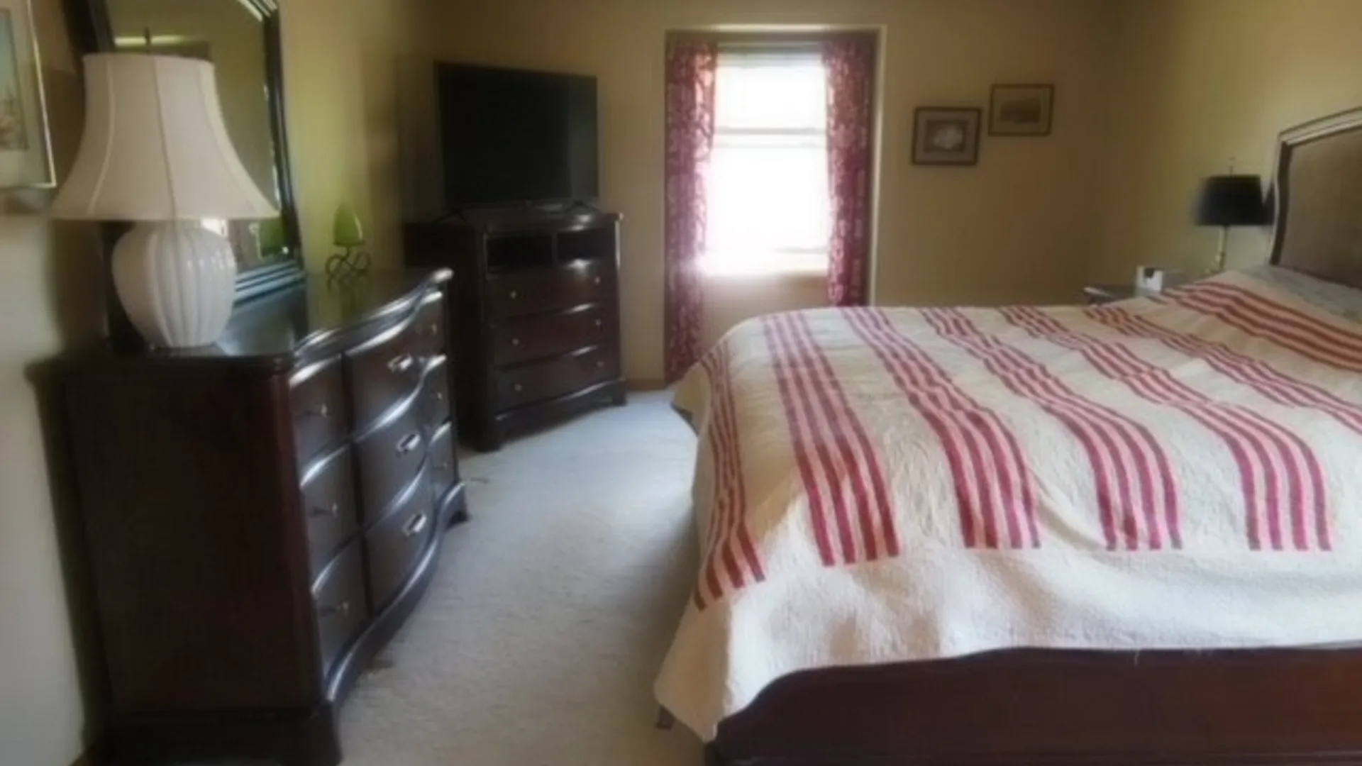 Property at 38 Old Farm Circle, West Seneca, NY 14221 14