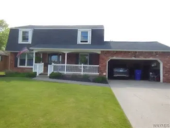 Property at 38 Old Farm Circle, West Seneca, NY 14221