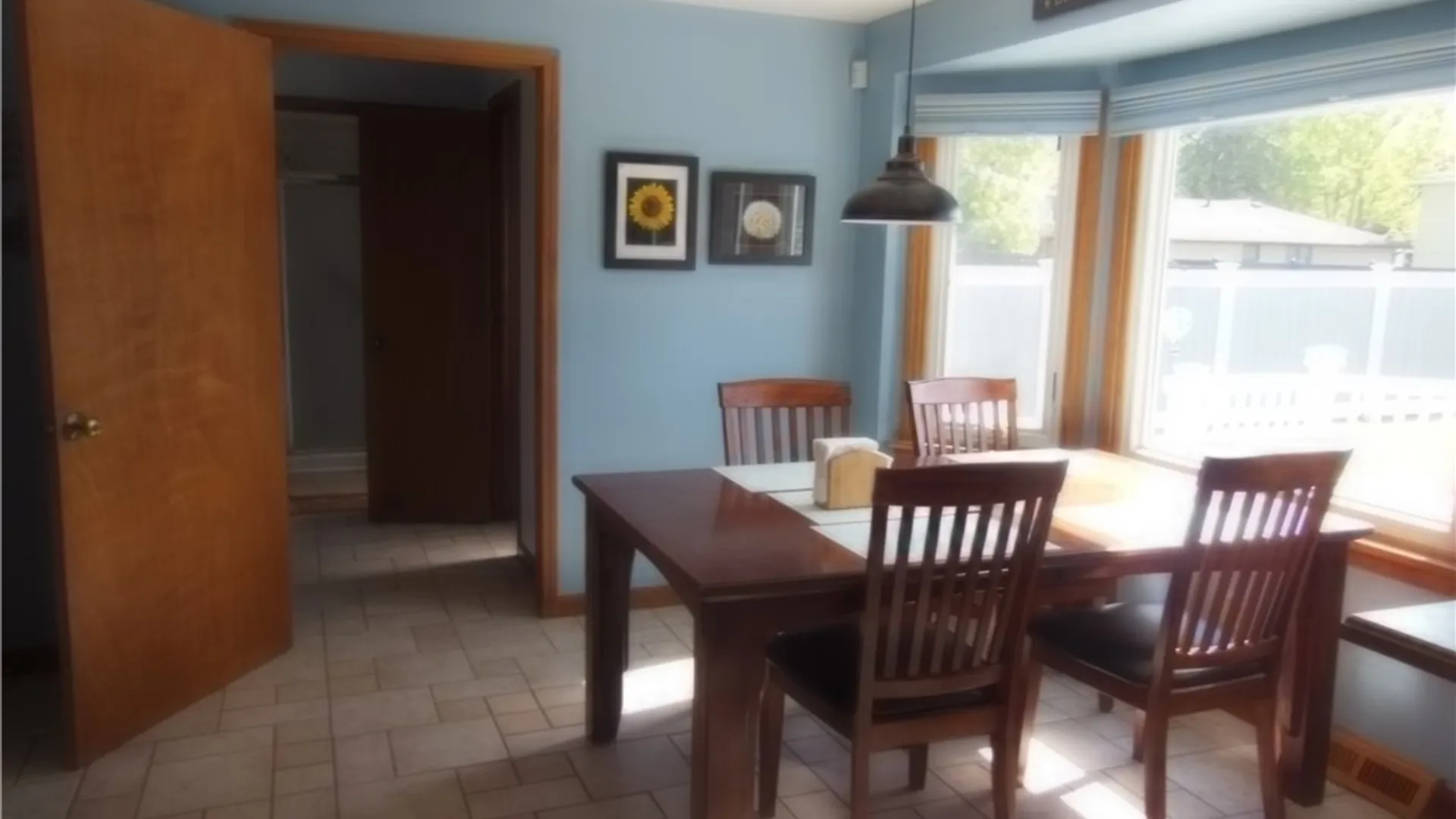 Property at 38 Old Farm Circle, West Seneca, NY 14221 5