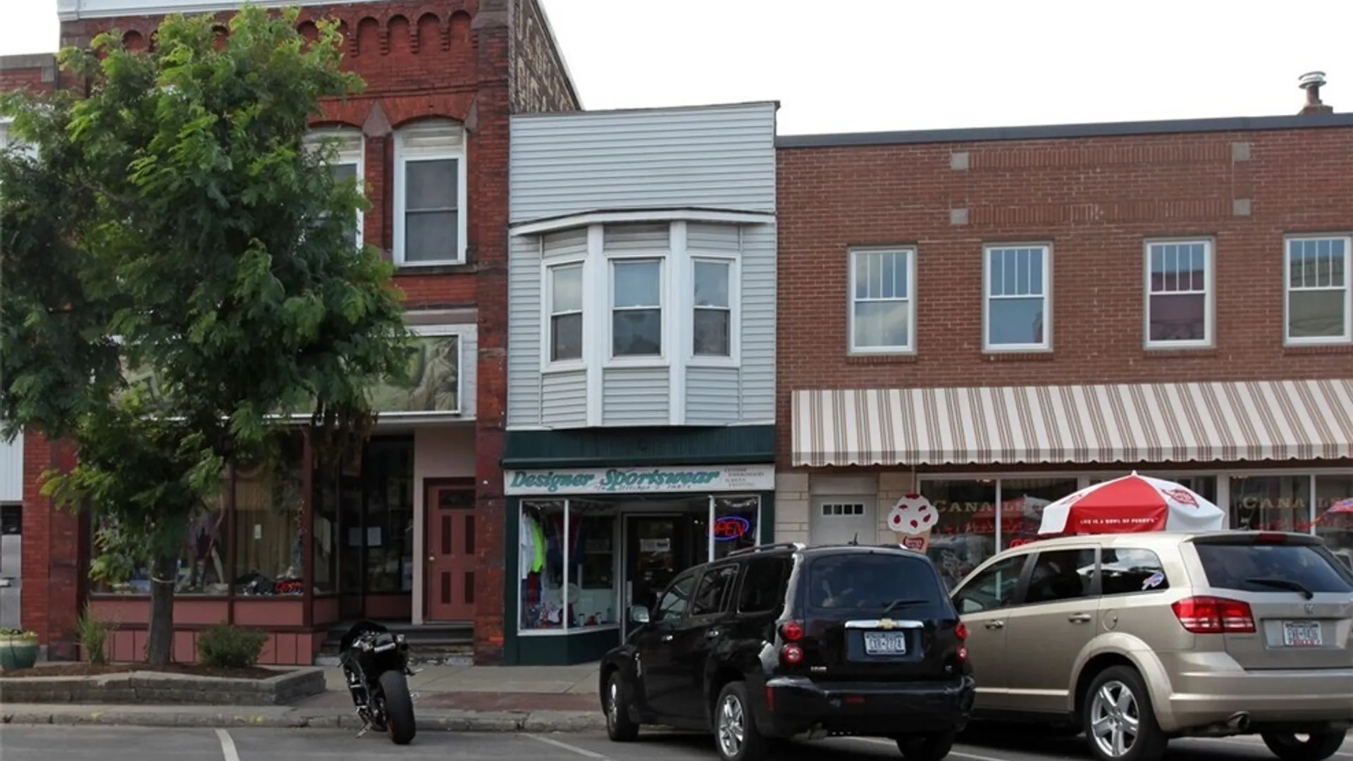 Property at 80 Webster Street, North Tonawanda, NY 14120 2
