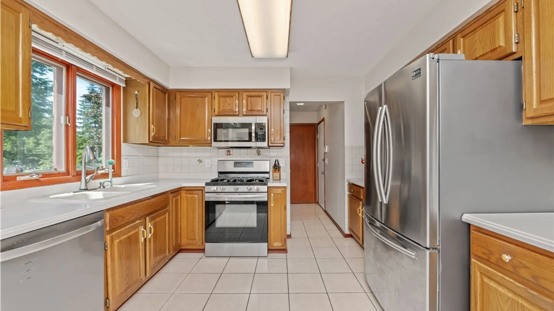 Property at 262 Montvale Lane, Greece, NY 14626 20
