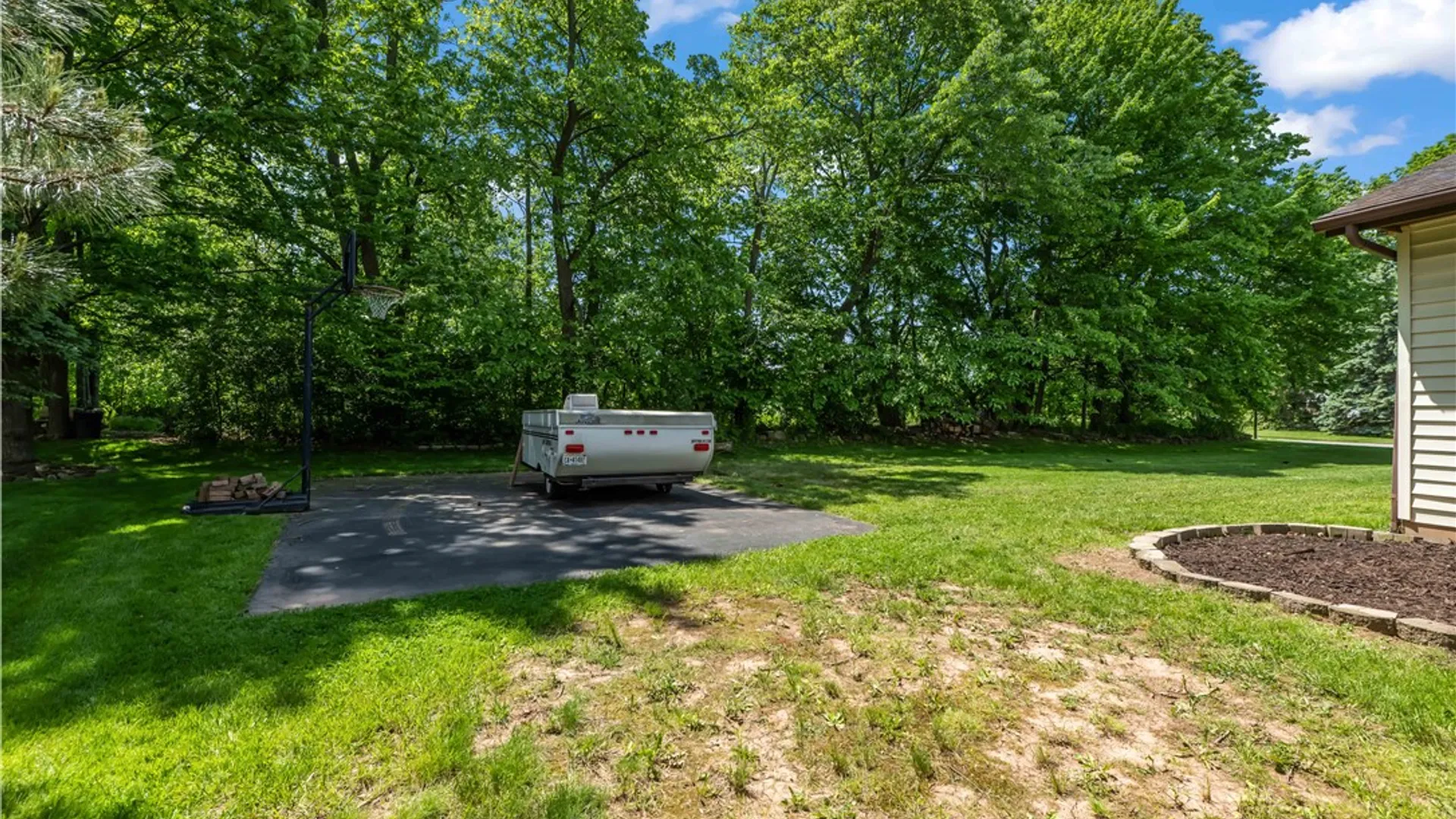 Property at 262 Montvale Lane, Greece, NY 14626 45