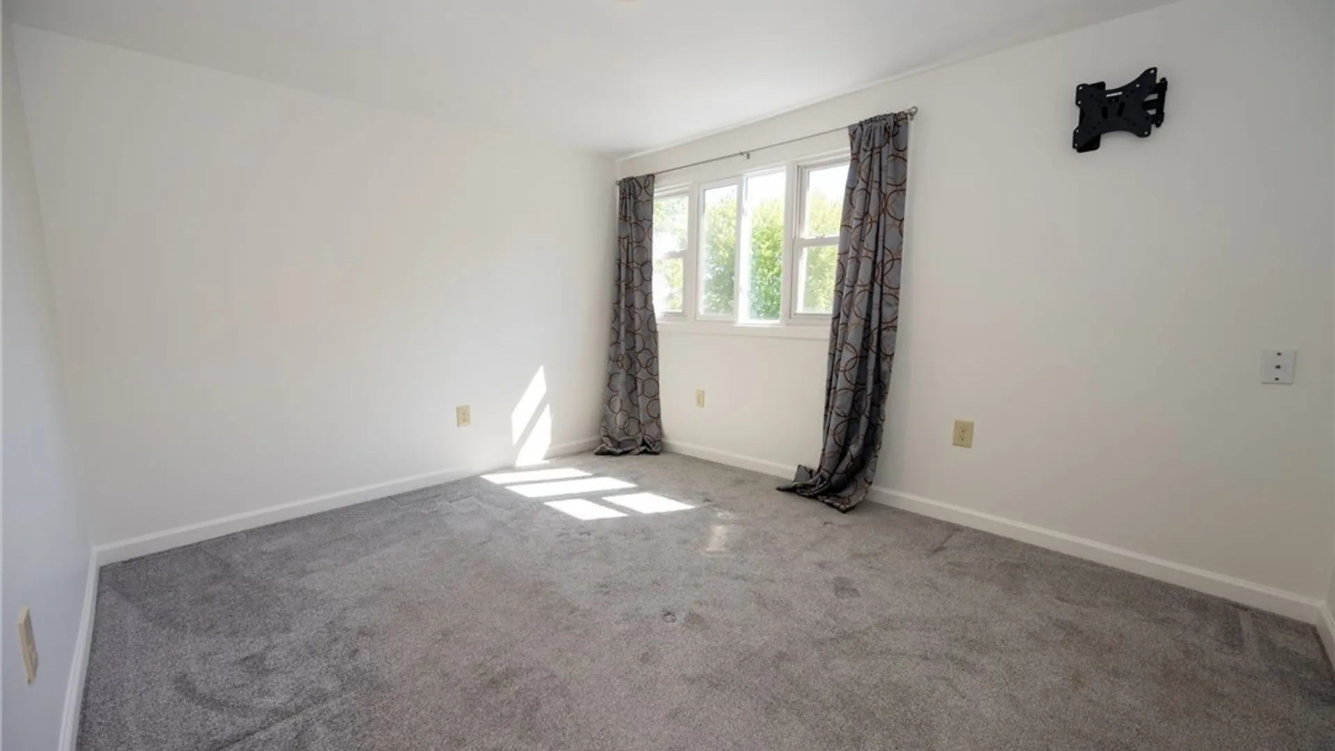 Property at 12486 Hanford Road, Hanover, NY 14136 25