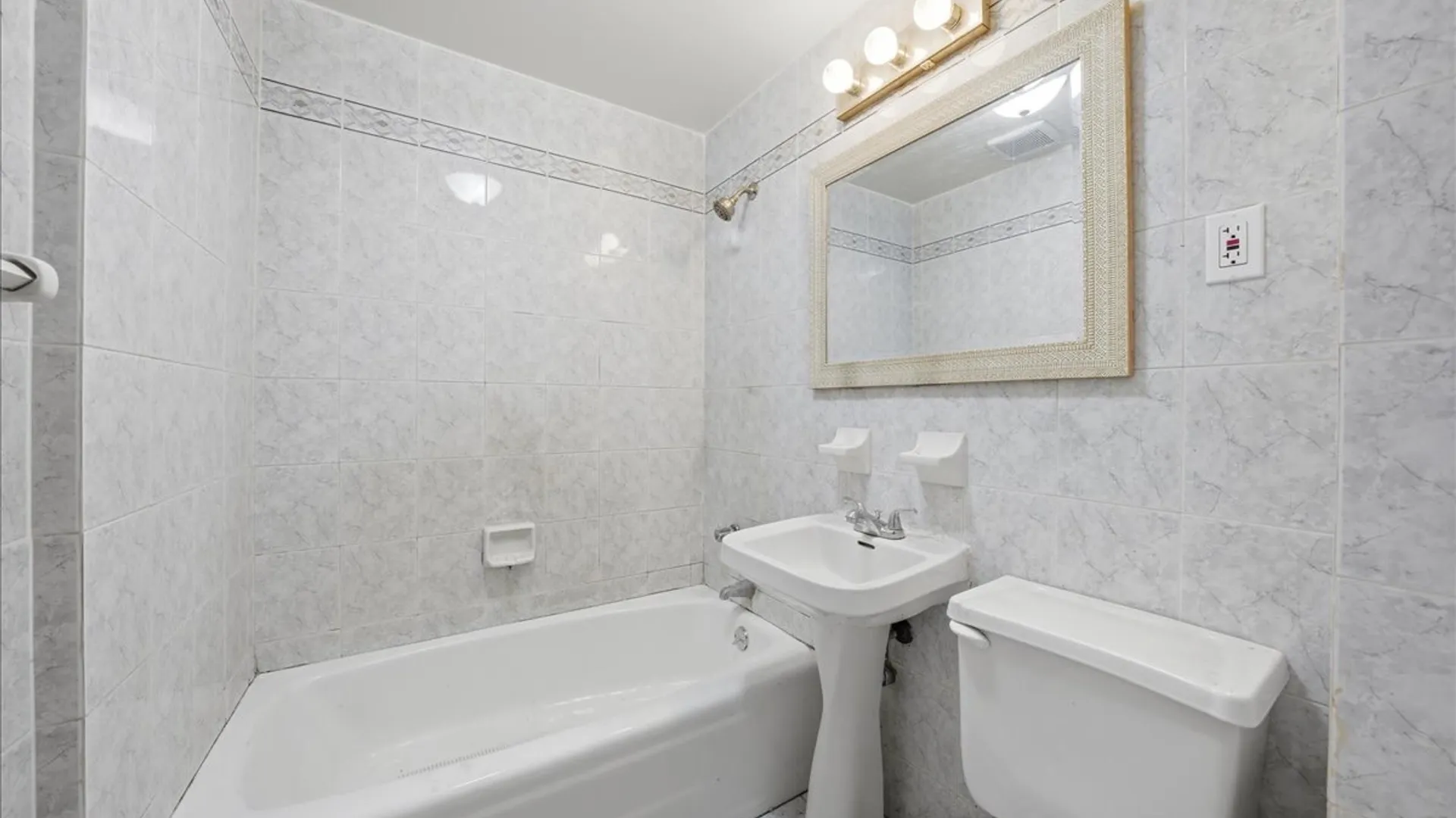 Property at 2075 E 55TH ST, Brooklyn, NY 11234 18