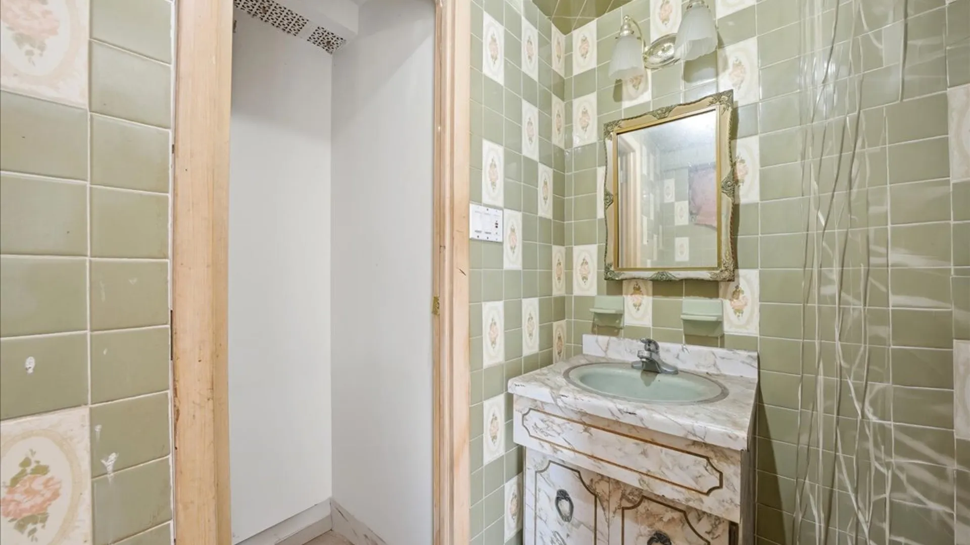 Property at 2075 E 55TH ST, Brooklyn, NY 11234 9