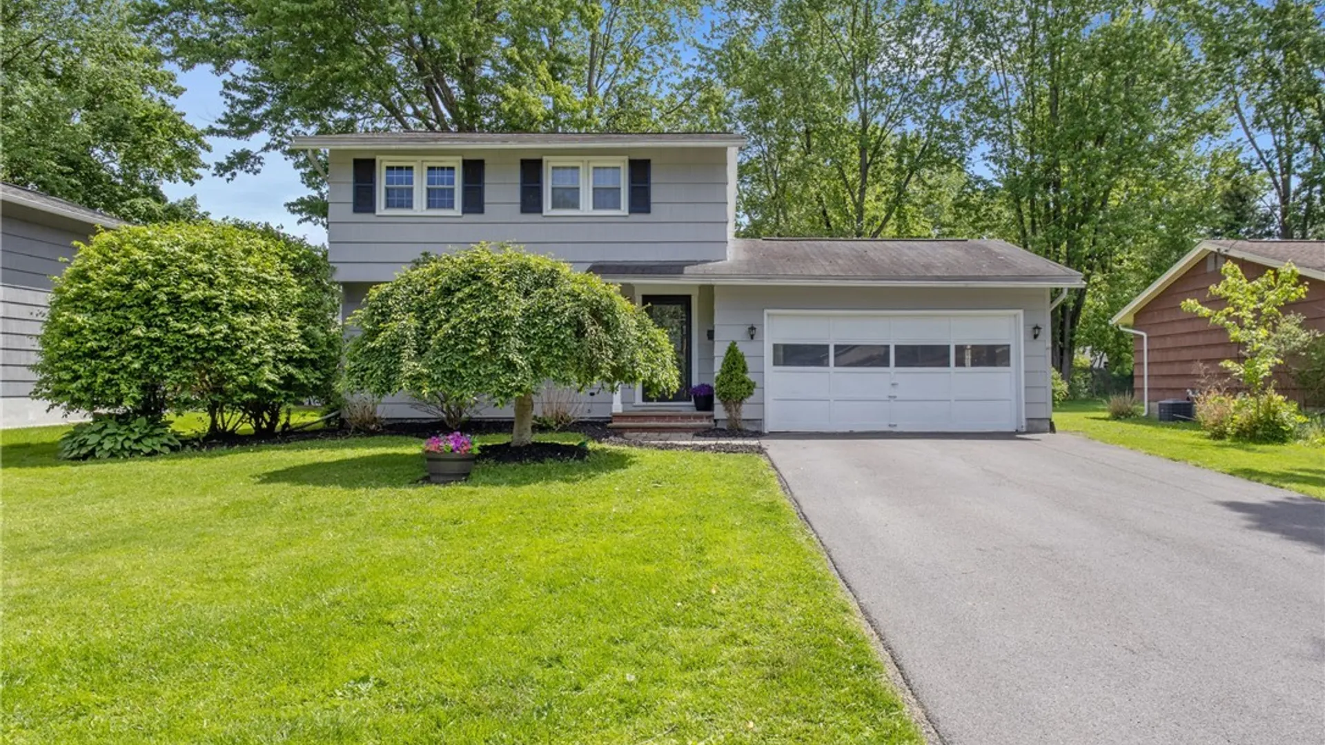 Property at 4027 Bay Park Drive, Clay, NY 13090 2