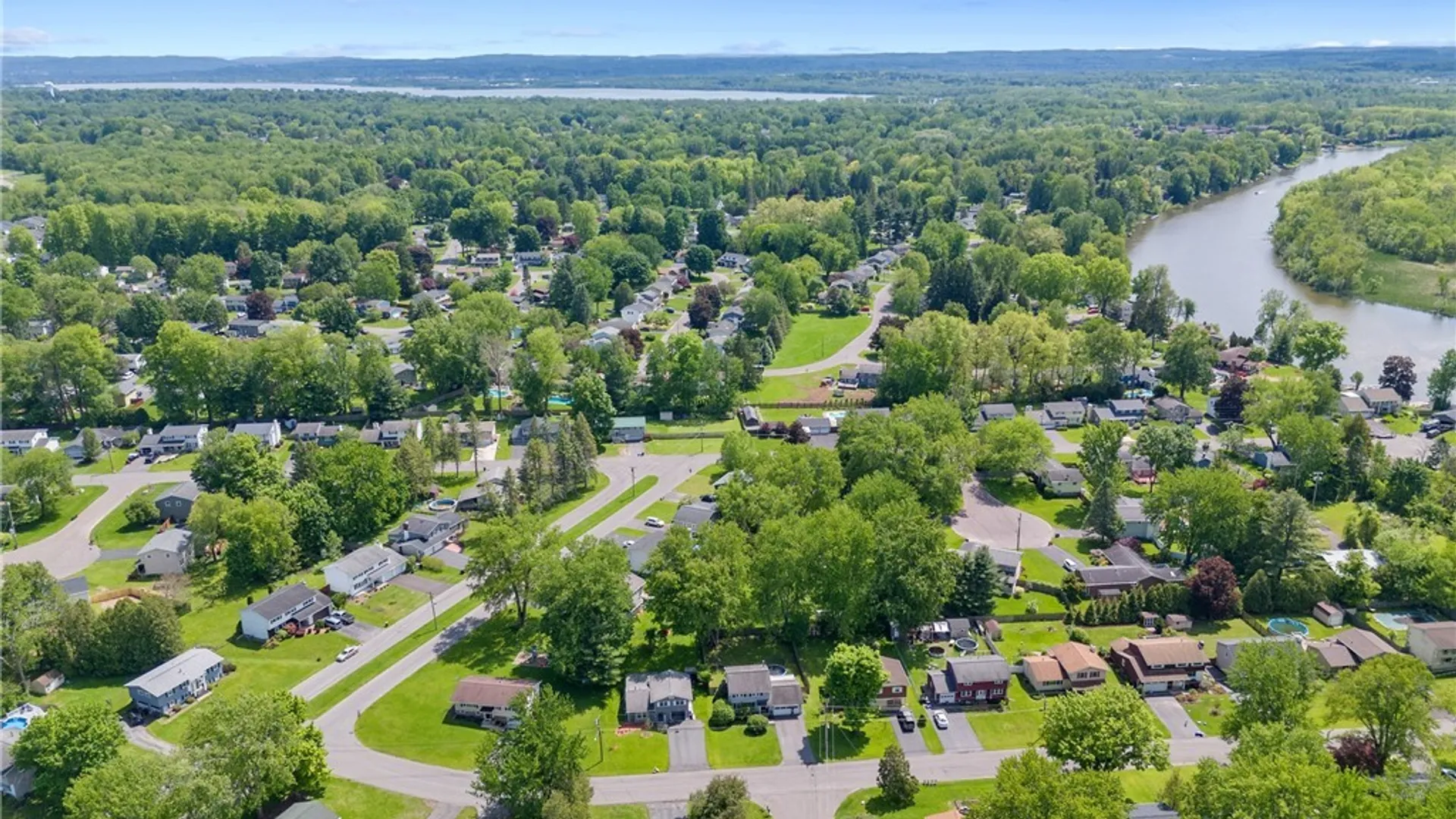 Property at 4027 Bay Park Drive, Clay, NY 13090 39
