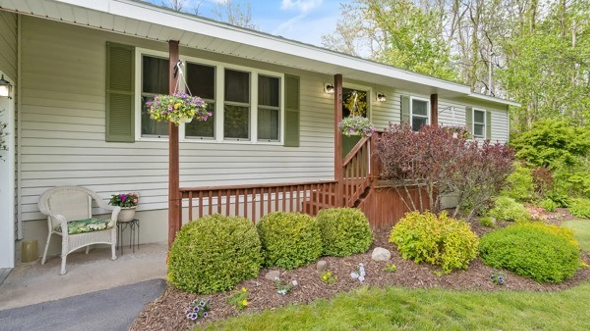 Property at 112 County Route 42, Minetto, NY 13126 3