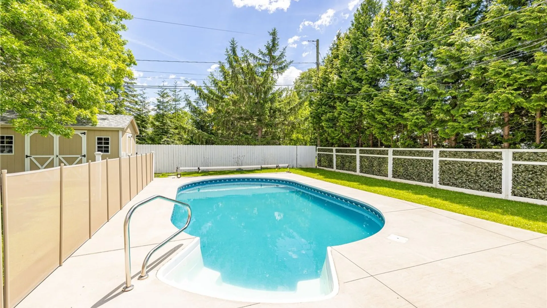 Property at 81 Deerfield Drive, Canandaigua City, NY 14424 32