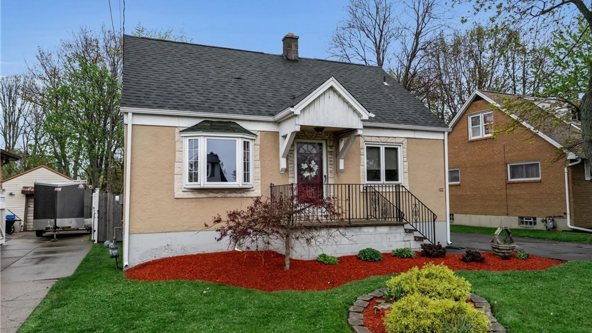 Property at 102 Hemenway Road, Cheektowaga, NY 14225 2