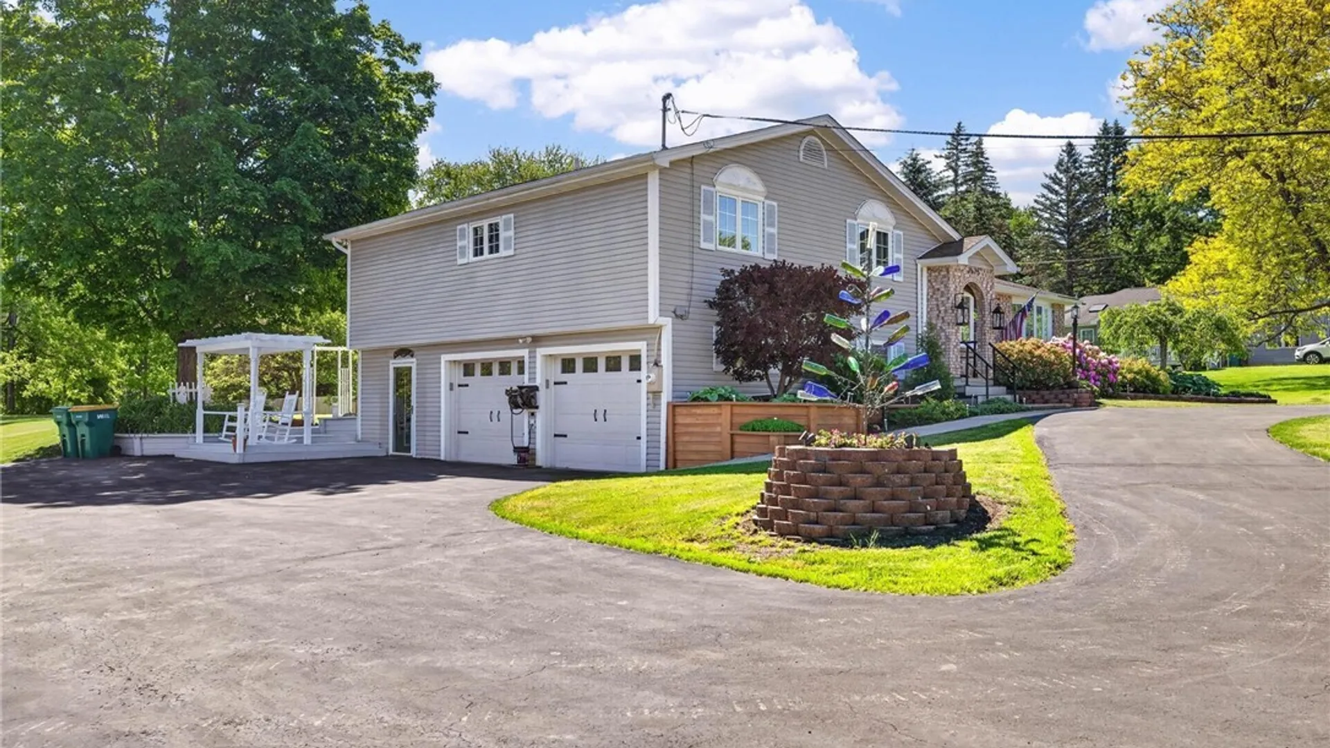 Property at 7675 Charles Drive, Boston, NY 14075 3