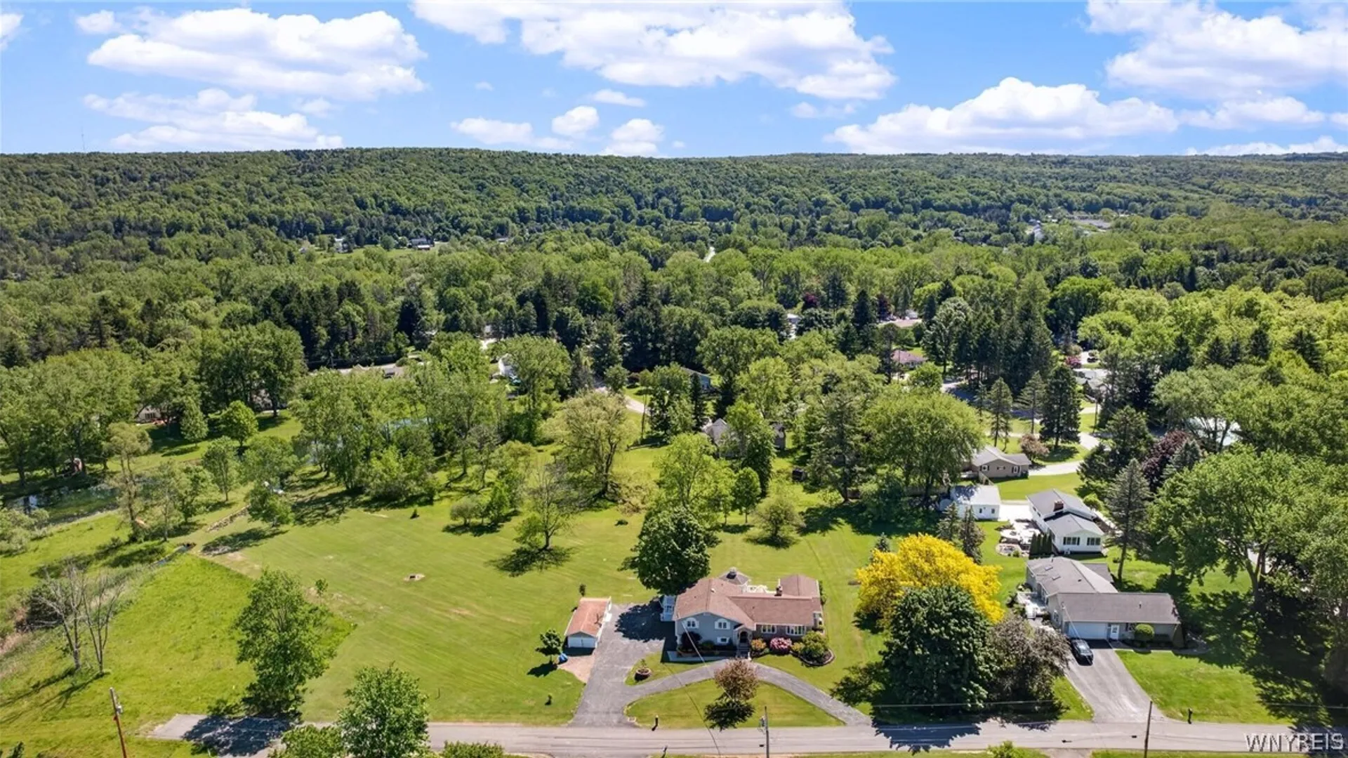 Property at 7675 Charles Drive, Boston, NY 14075 37