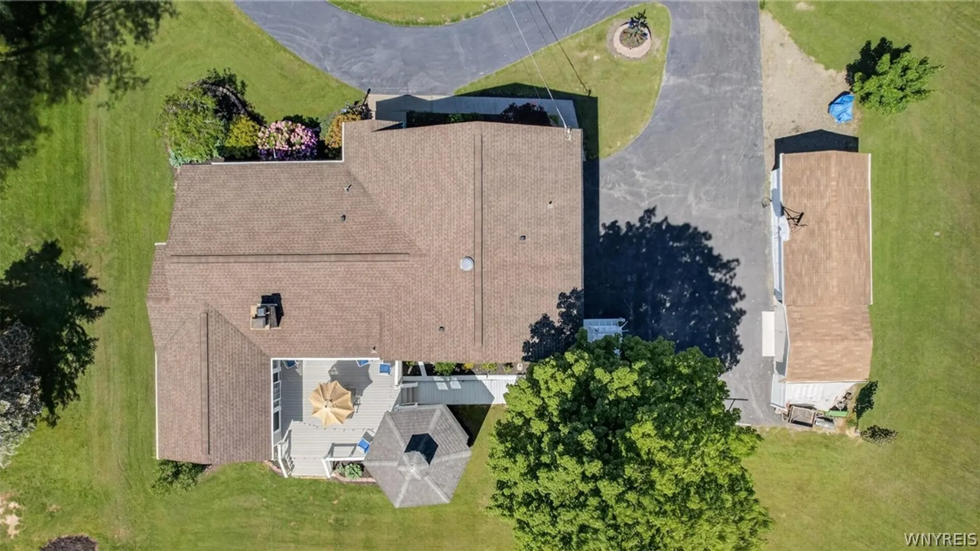 Property at 7675 Charles Drive, Boston, NY 14075 39