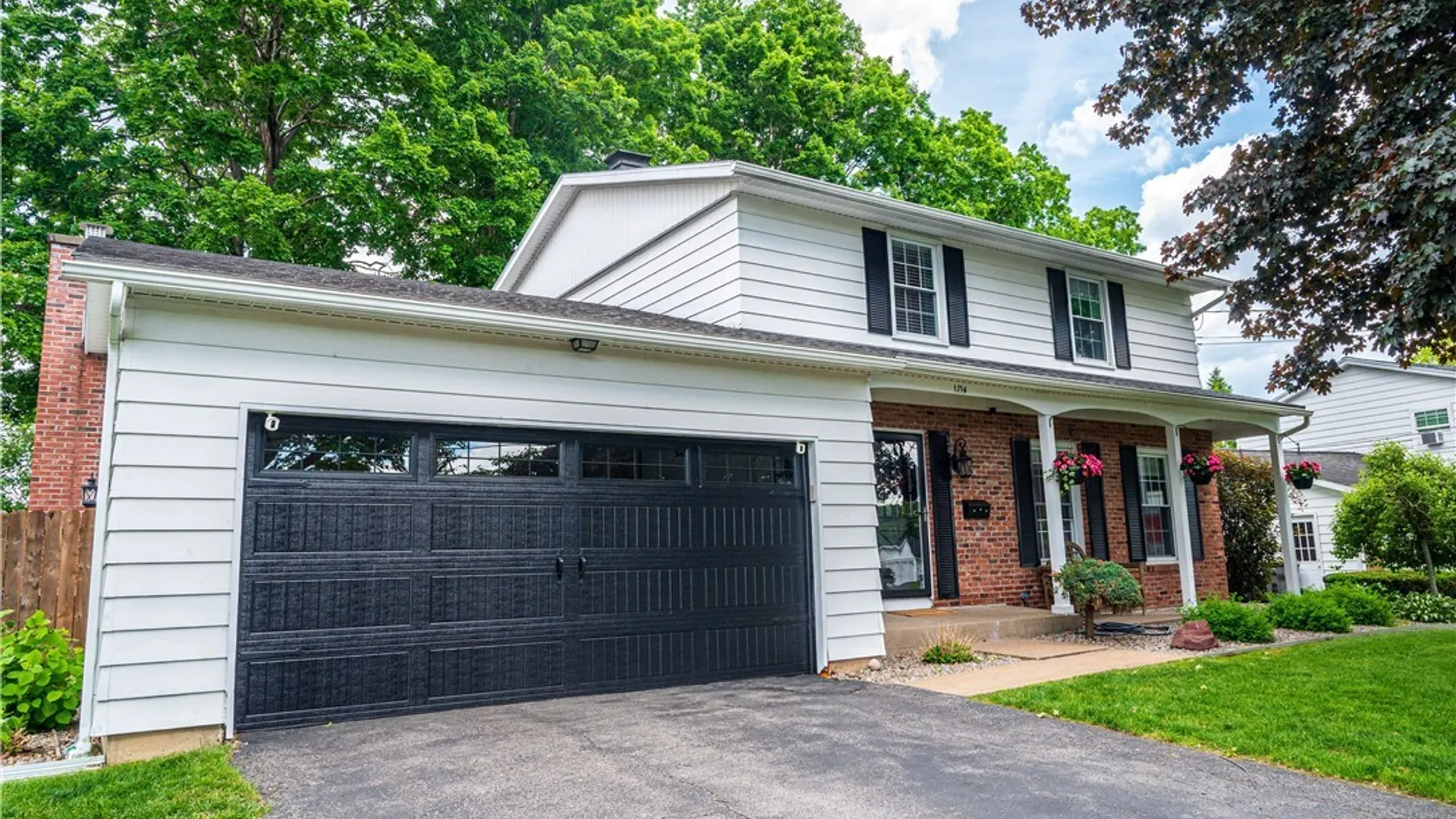 Property at 1714 Lincoln Lane, Rome, NY 13440 2