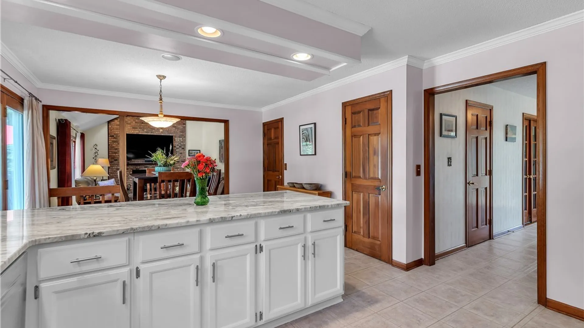 Property at 5611 Kippen Drive, Clarence, NY 14051 9