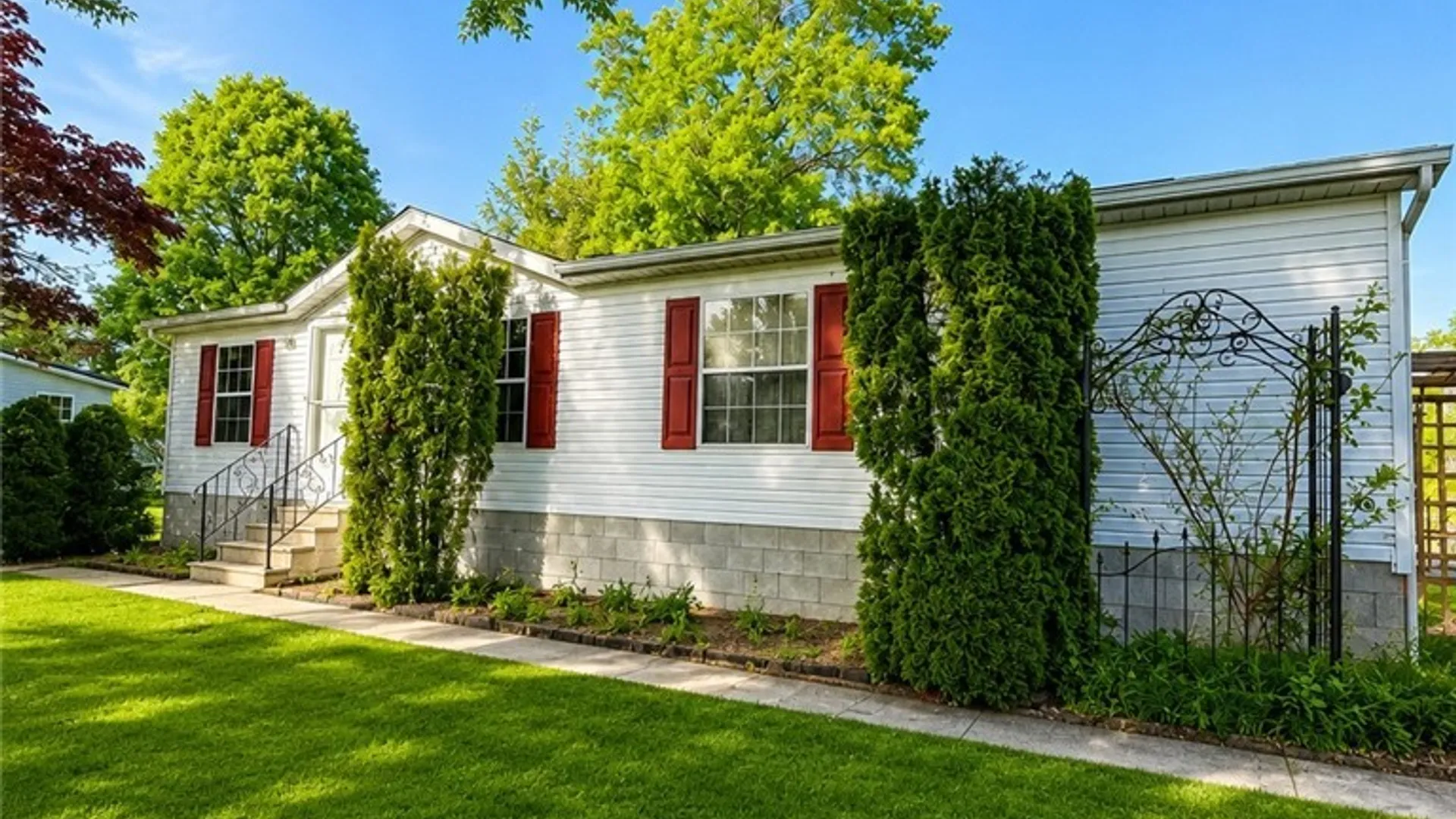 Property at 90 Rainbow Park, Wilson, NY 14131 2