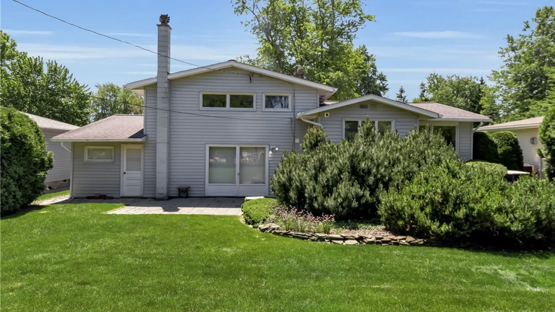 Property at 780 Meadowbrook Drive, North Tonawanda, NY 14120 41