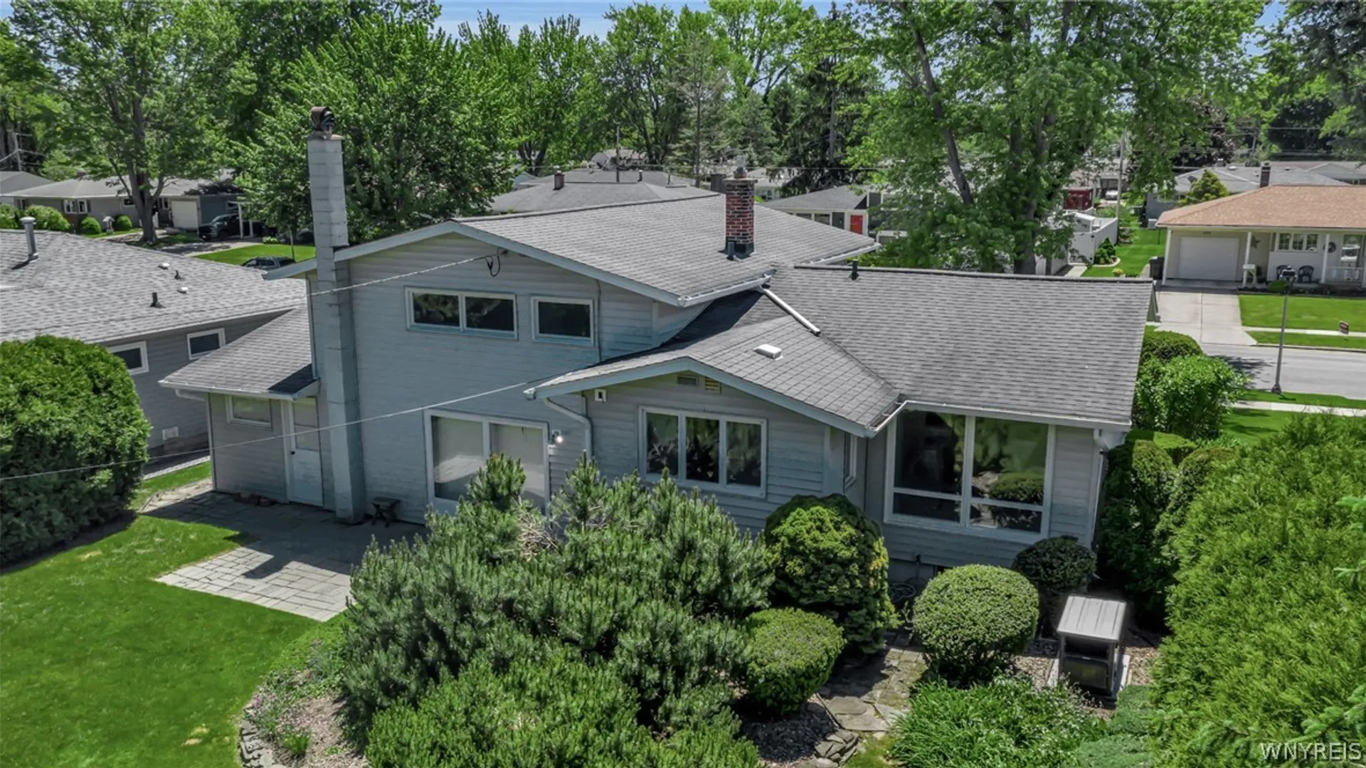 Property at 780 Meadowbrook Drive, North Tonawanda, NY 14120 43