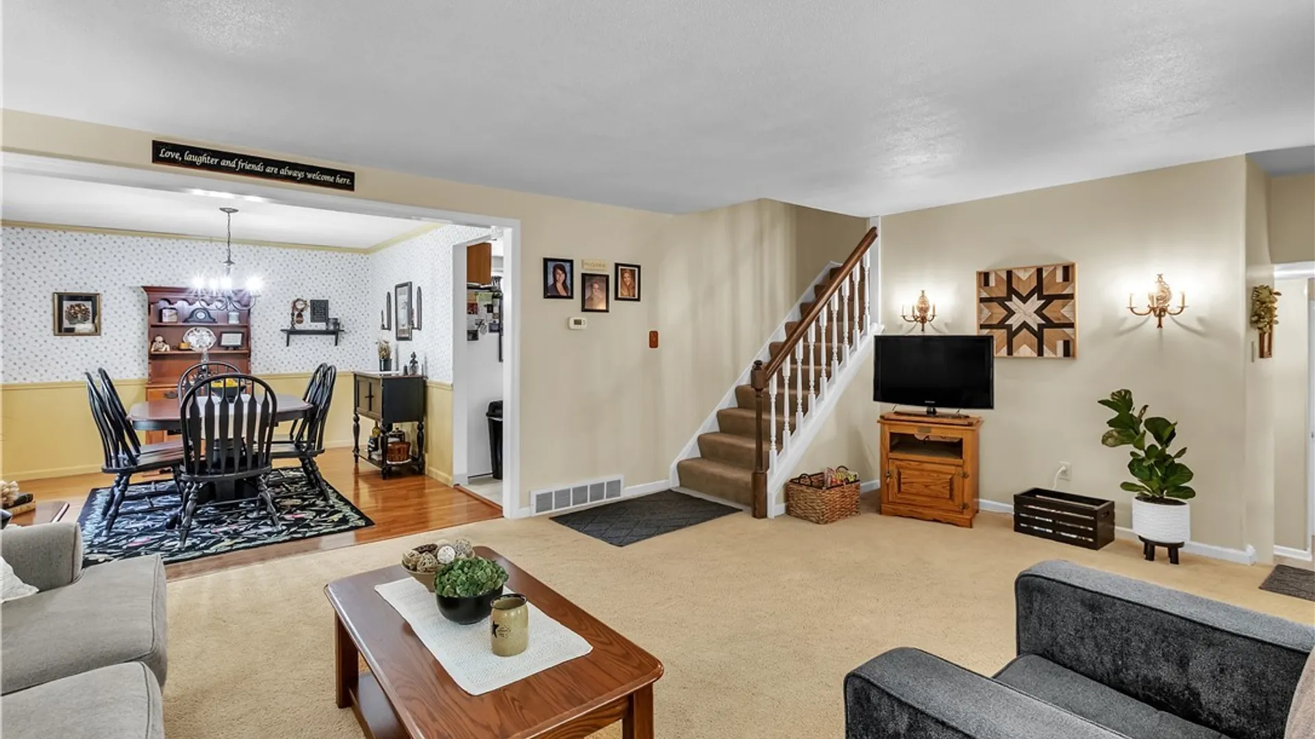 Property at 52 Candy Ln, Orchard Park, NY 14127 8