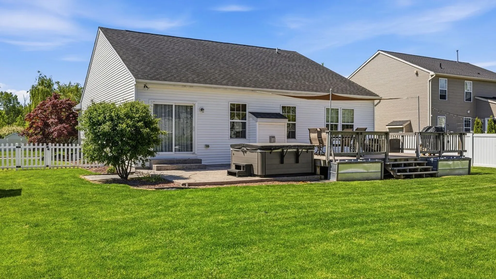 Property at 87 Waterford Park, Grand Island, NY 14072 5