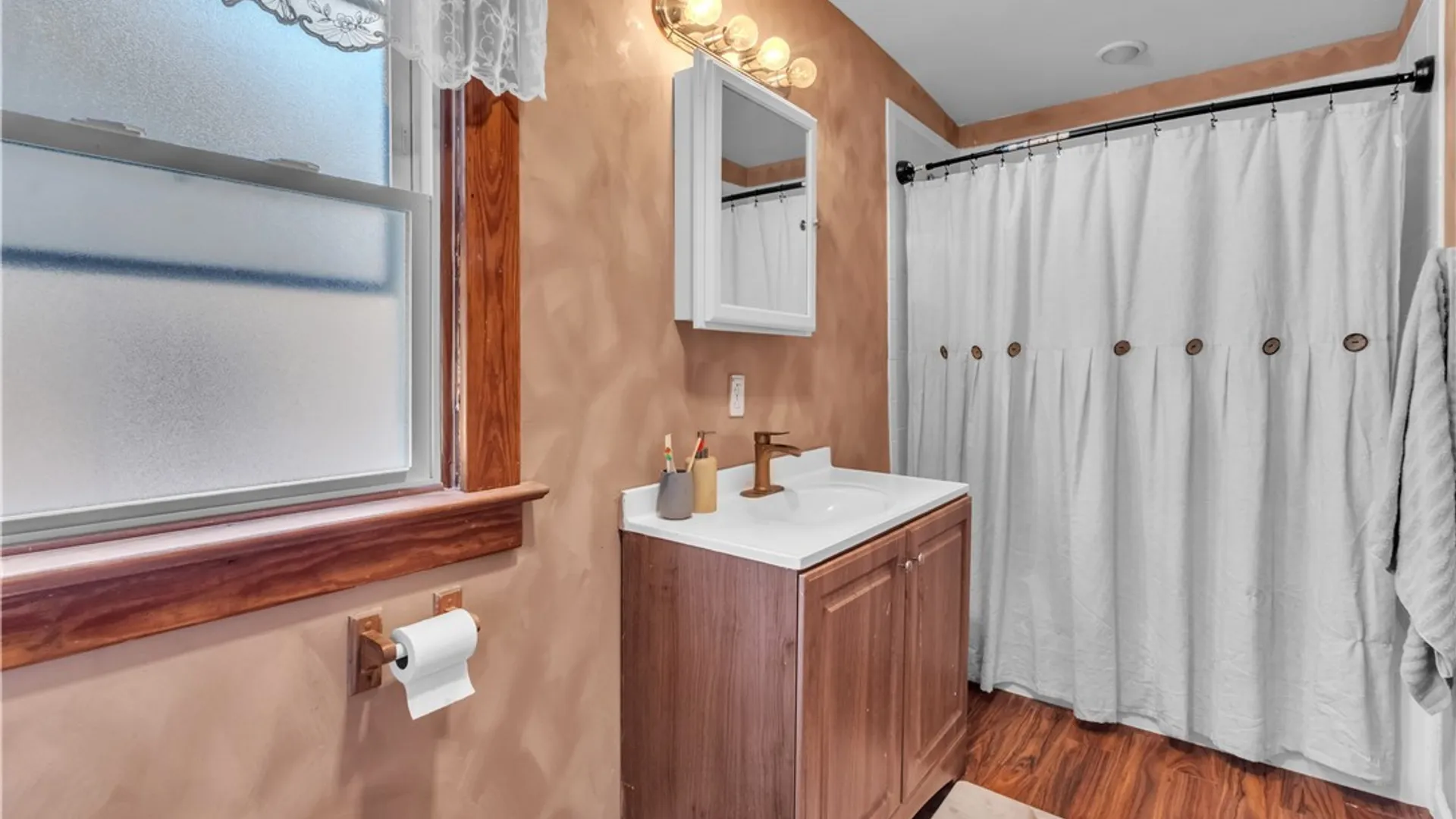 Property at 53 Eaglewood Ave, Buffalo, NY 14220 29