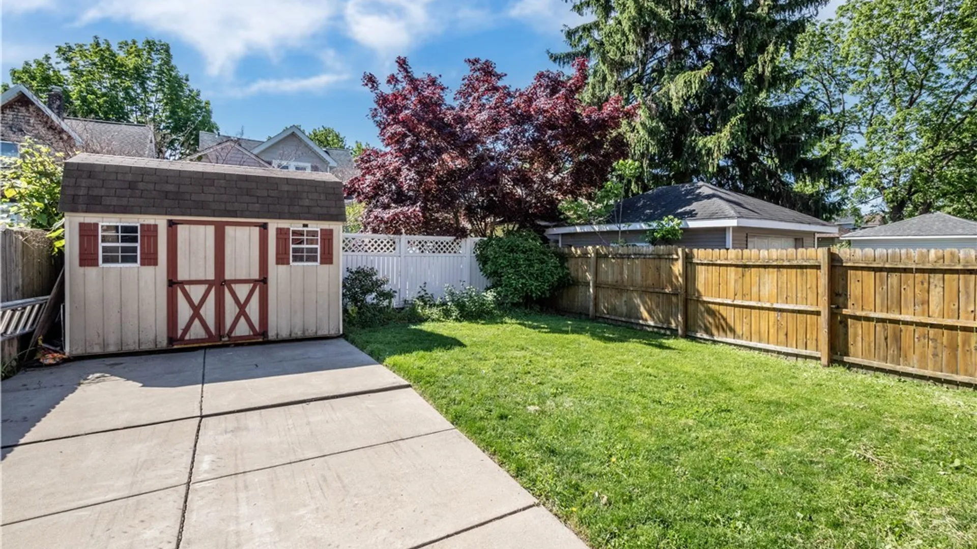 Property at 53 Eaglewood Ave, Buffalo, NY 14220 3