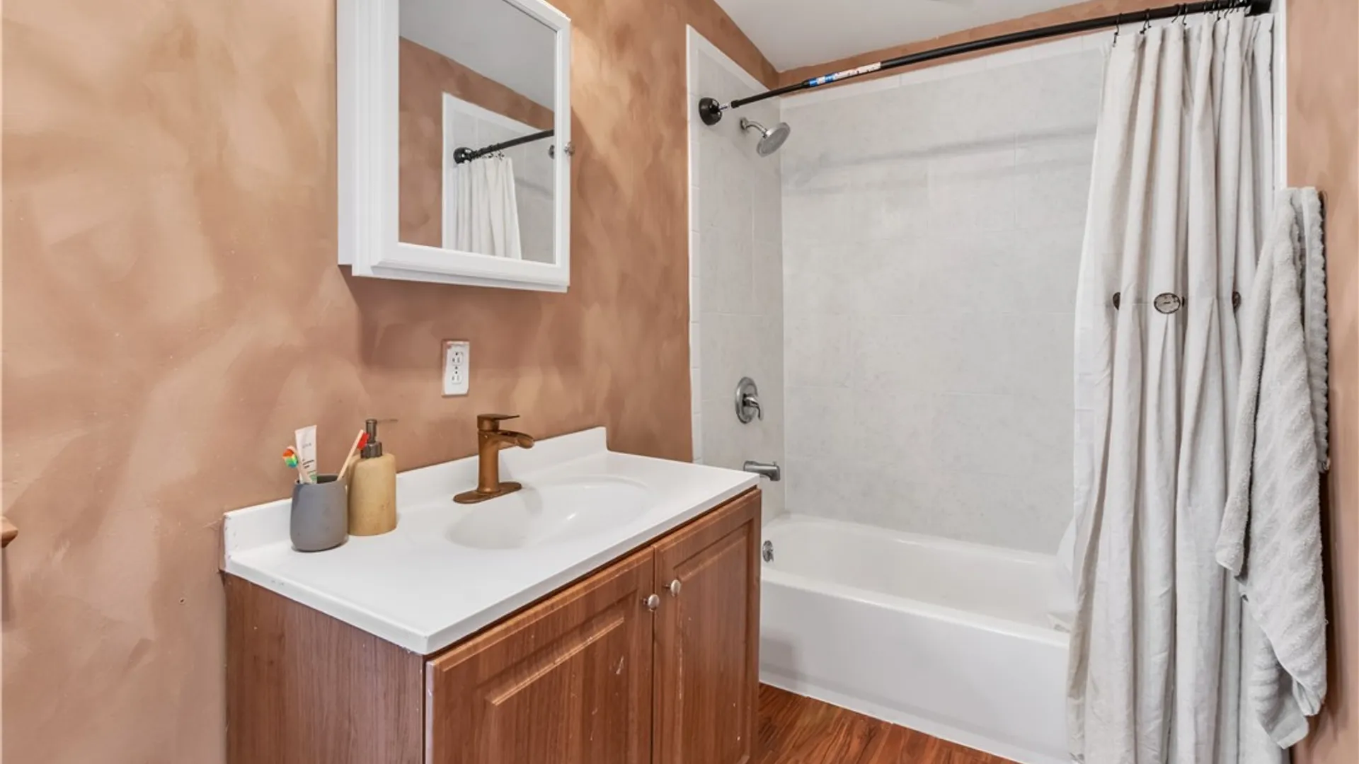 Property at 53 Eaglewood Ave, Buffalo, NY 14220 31