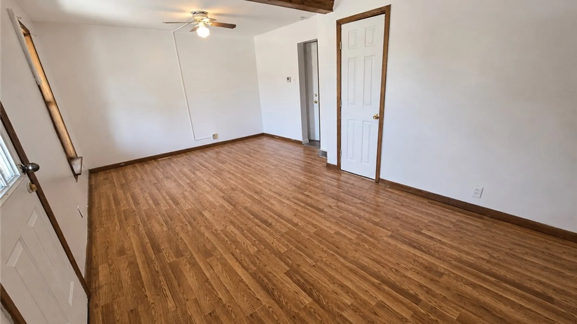Property at 1935 Niagara Street, Niagara Falls, NY 14303 4