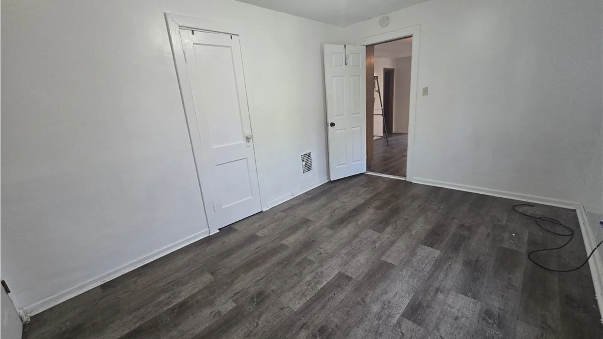 Property at 1935 Niagara Street, Niagara Falls, NY 14303 9