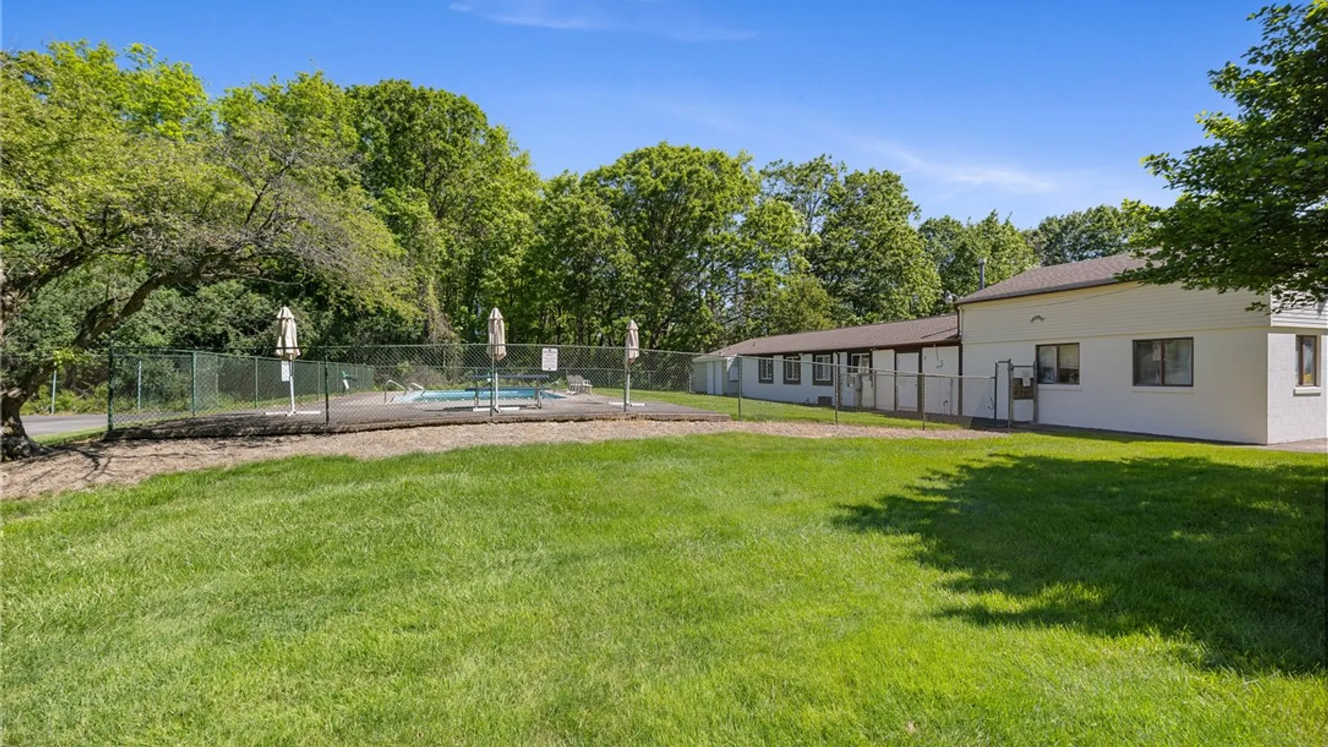 Property at 330 Fox Run, Gates, NY 14606 26