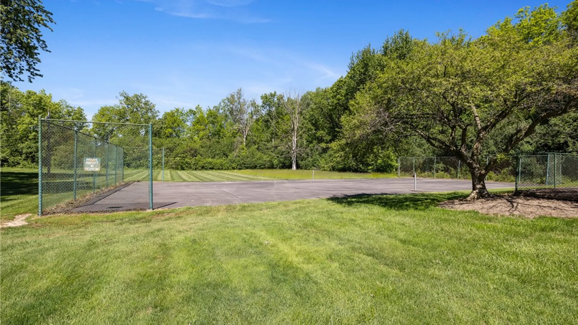 Property at 330 Fox Run, Gates, NY 14606 27