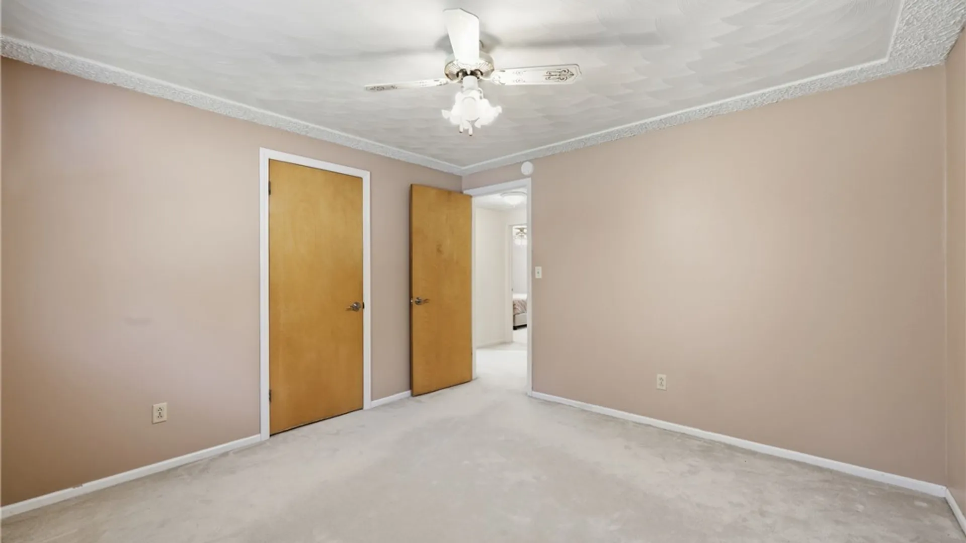 Property at 211 Brookside, Tonawanda, NY 14150 32