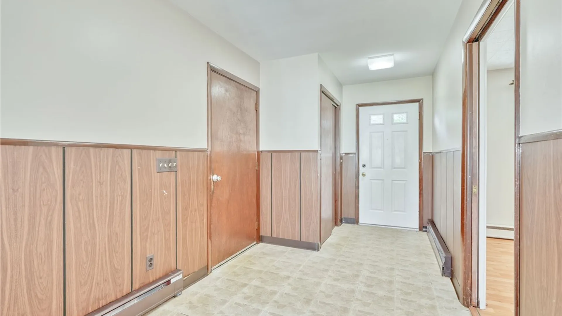 Property at 200 Rosecroft Drive, Greece, NY 14616 24