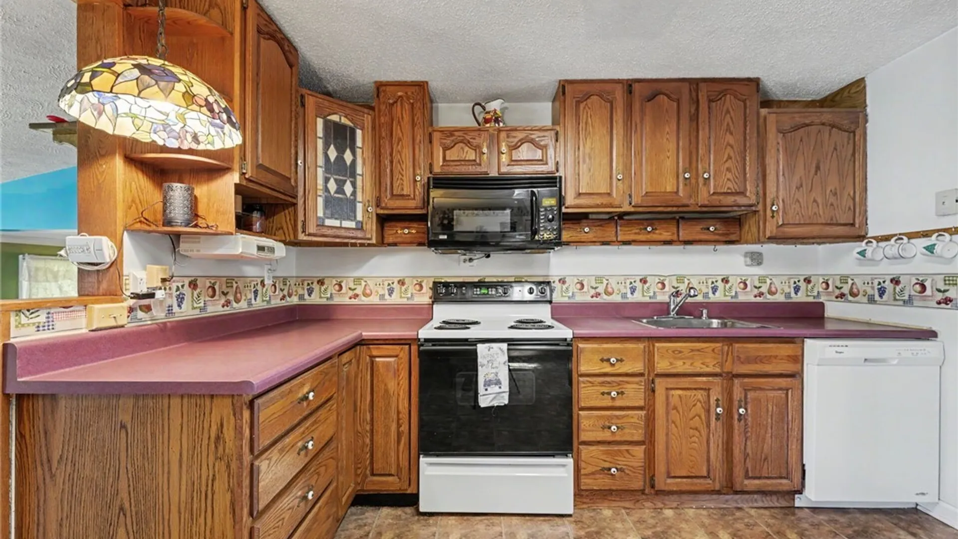 Property at 233 Dean Road, Cheektowaga, NY 14043 8