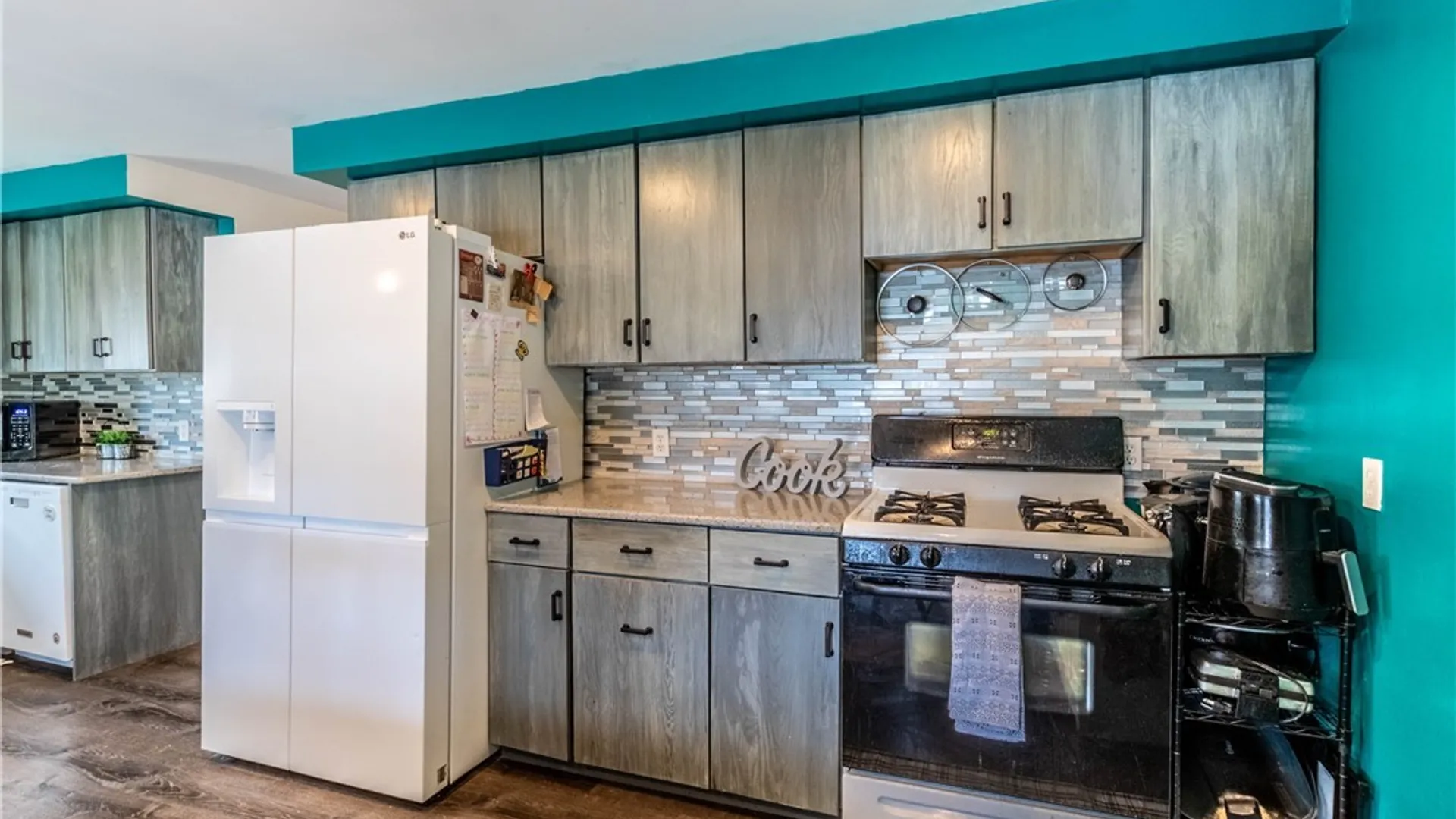 Property at 17 David Avenue, Cheektowaga, NY 14225 7